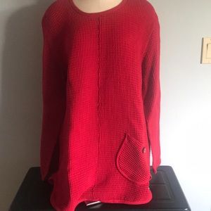 NWT 100% preshrunk runs large. No smoking or pets